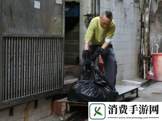 TVB演员戴耀明在餐厅打工上了热搜-反而获得更多工作
