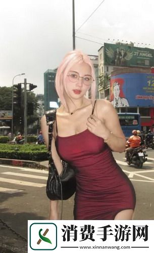 小男生趴着扭屁股很舒服怎么回事观察变化网友：这样的小动作太有趣了！