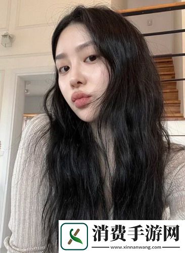 动漫教室里的激情跃动着青春校园的爱恋网友：剧情扣人心弦角色个性鲜明！