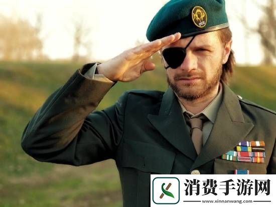 叔圈专业coser还原CG电影版里昂