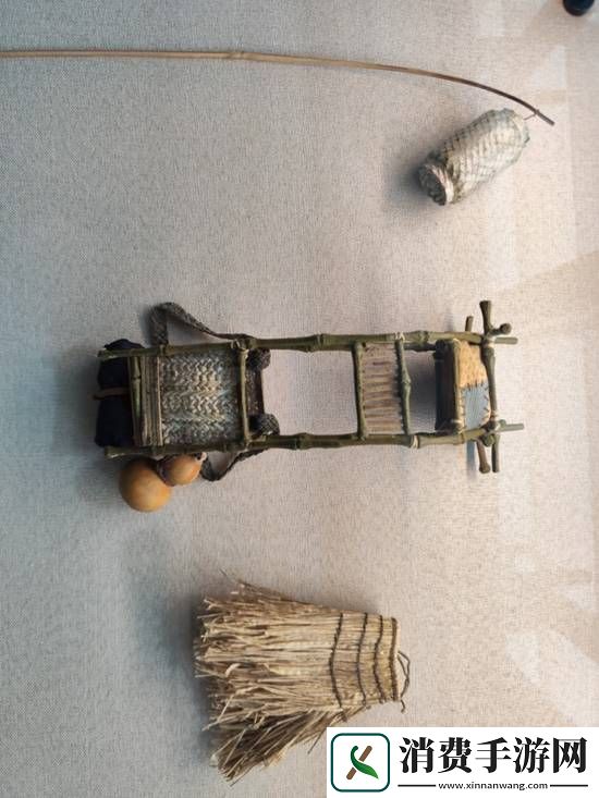 我们参观了黑神话艺术展