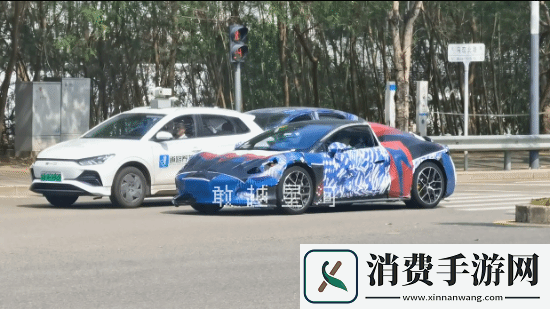 腾势首款跑车街头亮相！性能比肩保时捷911