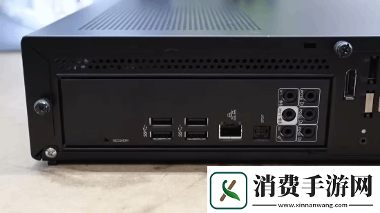 V社“Steambox”迷你主机原型机曝光!性能这么辣鸡